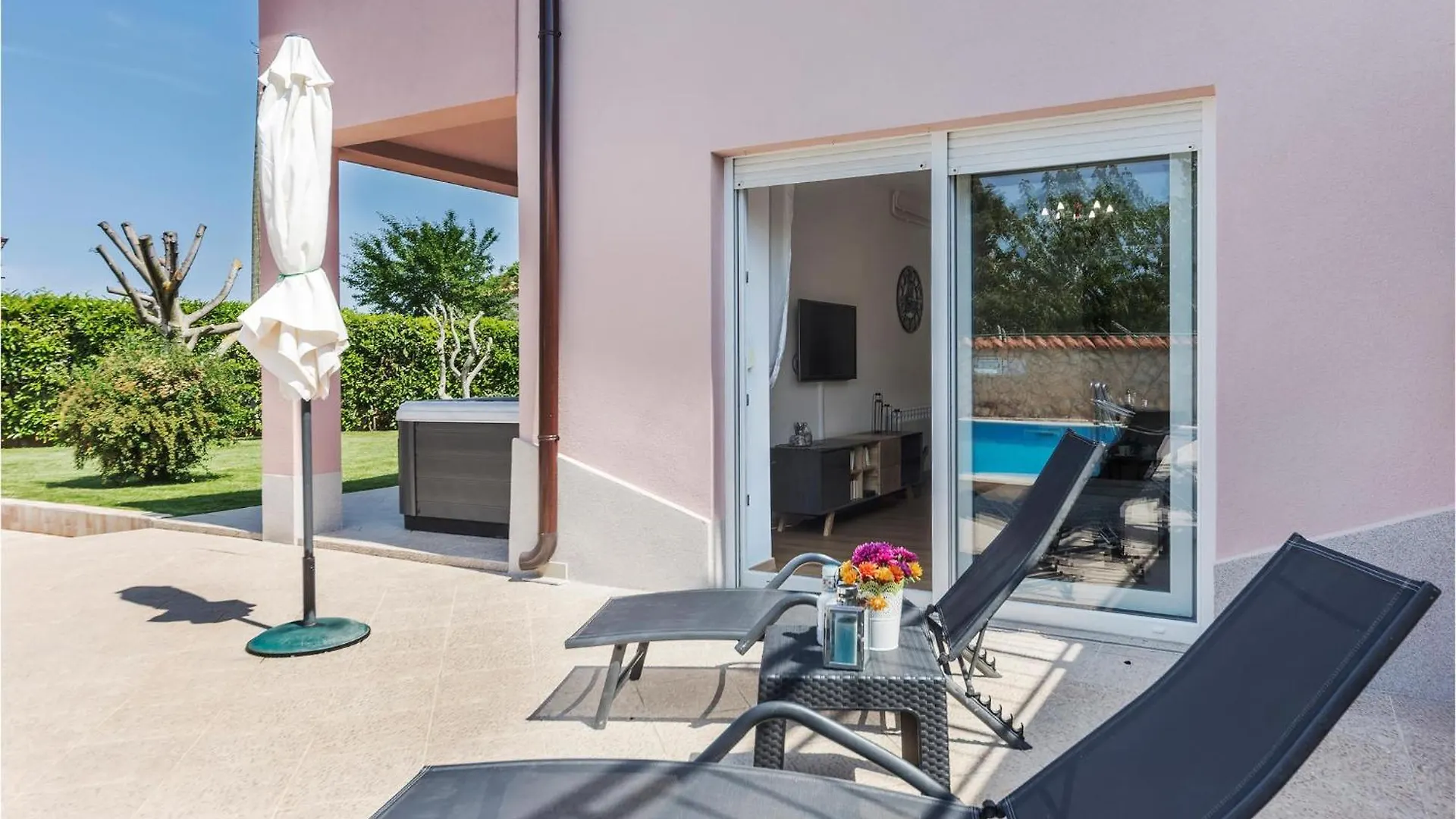 Lovely Home In Pula With House Sea View Holiday home