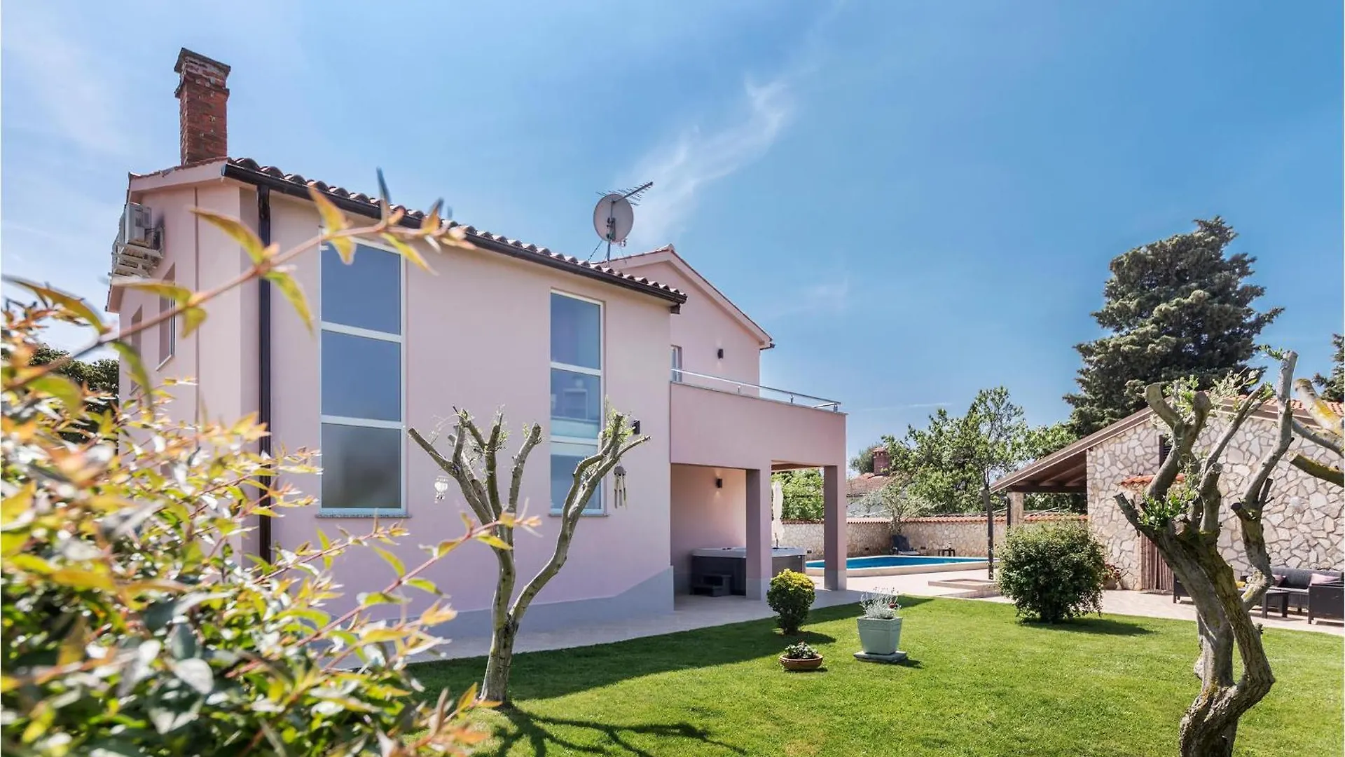 Lovely Home In Pula With House Sea View Croatia