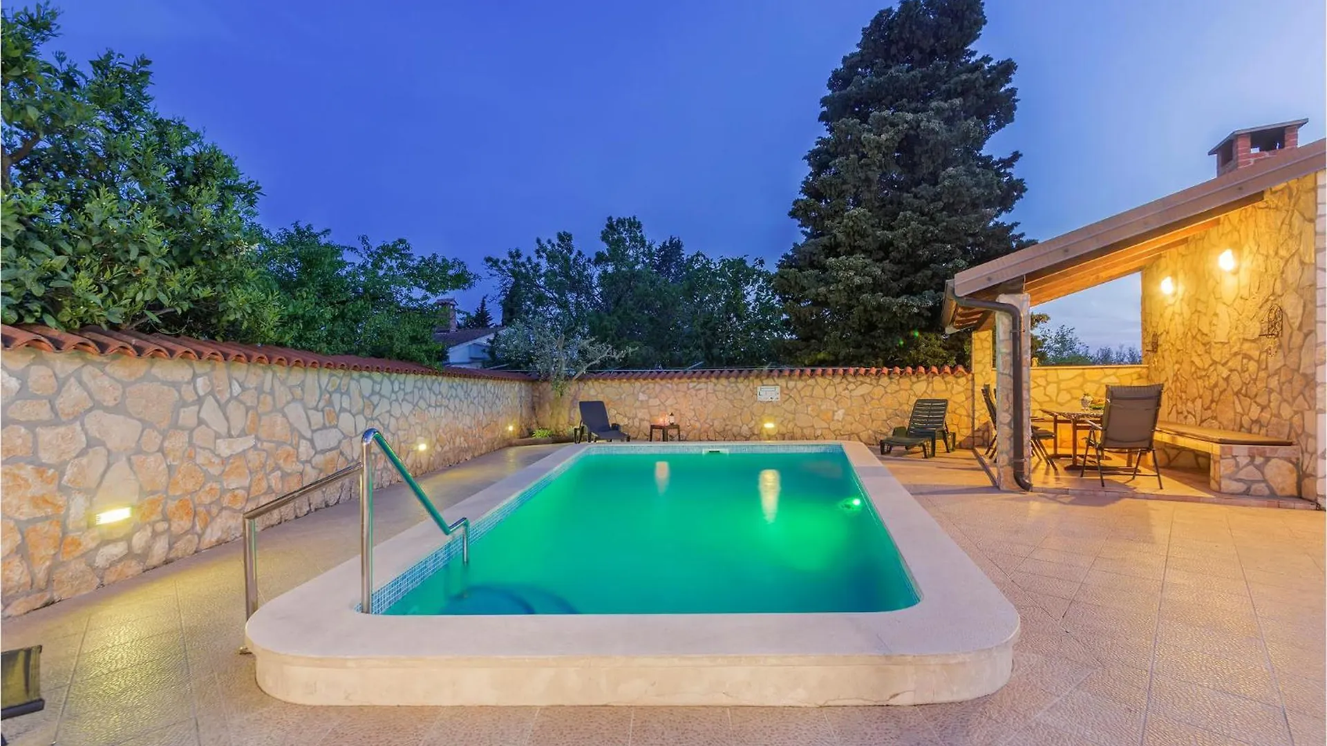 Holiday home Lovely Home In Pula With House Sea View Croatia