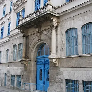 2* Szálloda Veli Joze