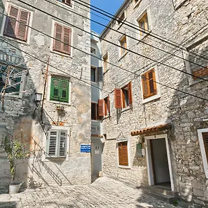 Hostel Pula Hostal
